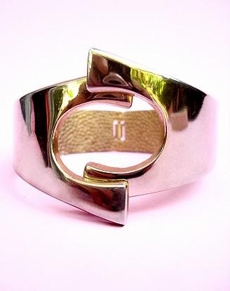 80S MODERNE 
GOLD TONE BRACELET